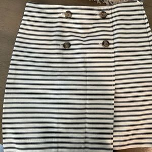 Ann Taylor loft skirt.